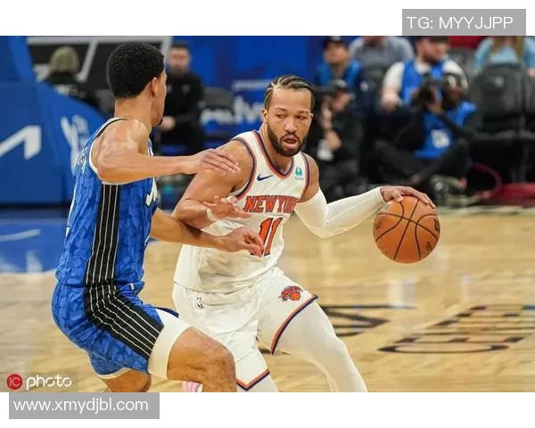 布伦森23分对决瓦格纳23分 尼克斯半场66-64领先魔术