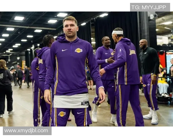 湖人再遭2大打击！细数雷迪克的3宗罪，网红教练怎能助东詹争冠？