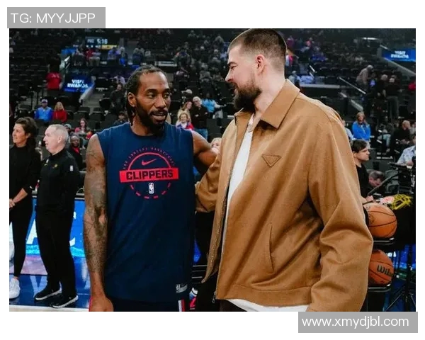 三节砍下29分!小卡领衔快船力克步行者,追近勇士排名,加兰贡献稳定表现